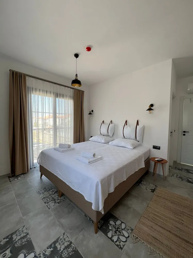 Standard Upper Floor