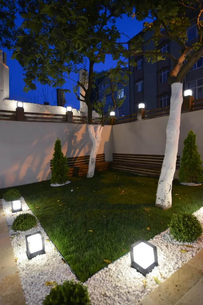 Deluxe Suite with Jacuzzi