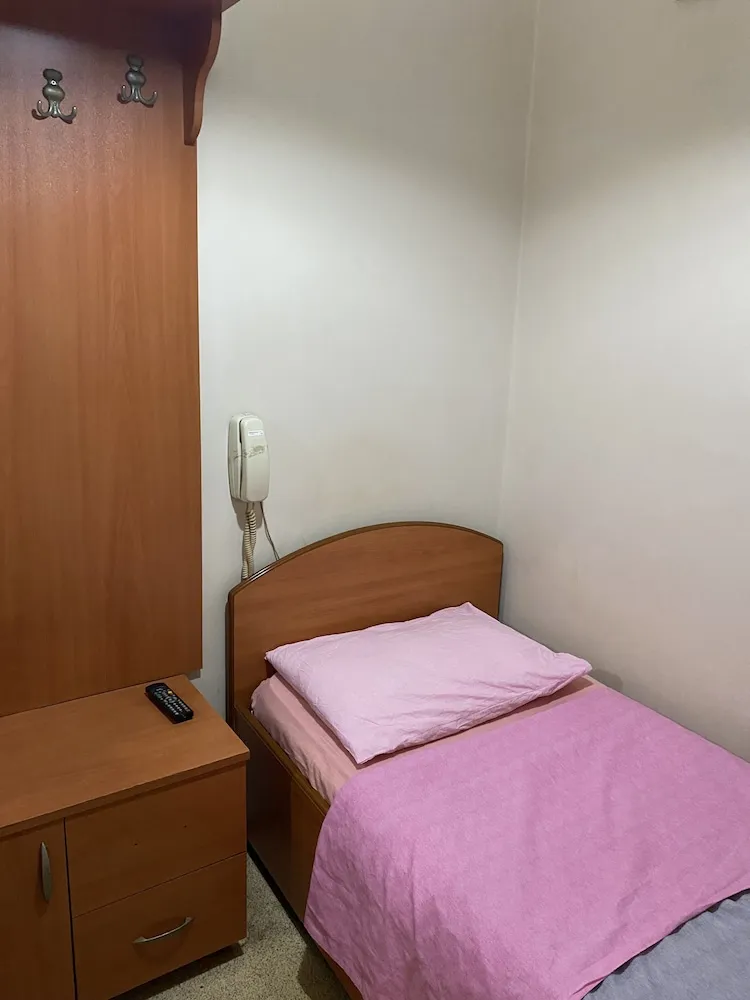 Economy Tek Kişilik Oda