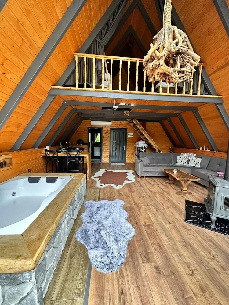 Basic Bungalov, Balkon, Dağ Manzaralı