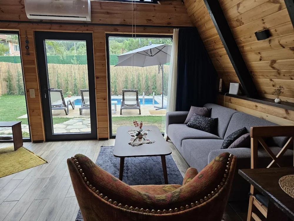 Luxury Bungalov, 2 Yatak Odası, Kişiye Özel Havuzlu