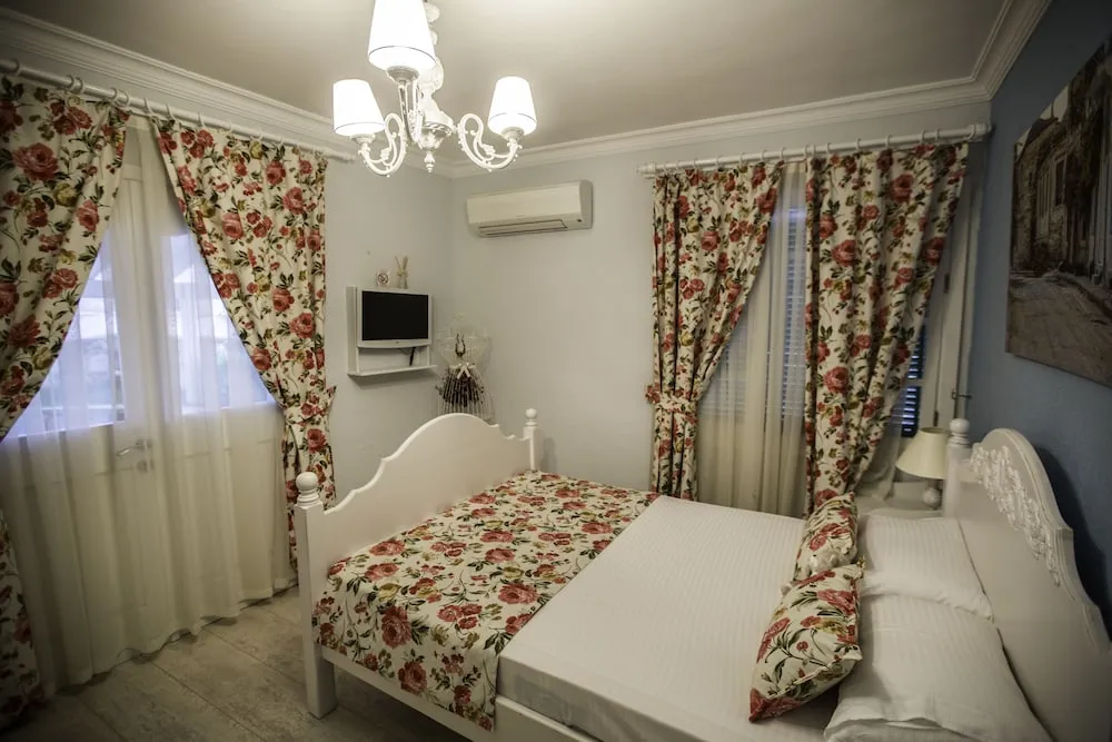 Deluxe Tek Büyük Yataklı Oda, Teras