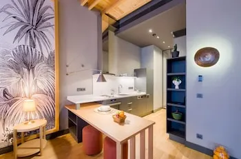 Art Pera Suites
