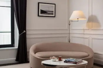 Sanasaryan Han, A Luxury Collection Hotel, İstanbul