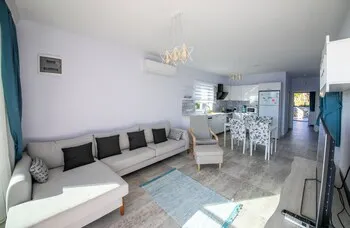 Sweet Home 1