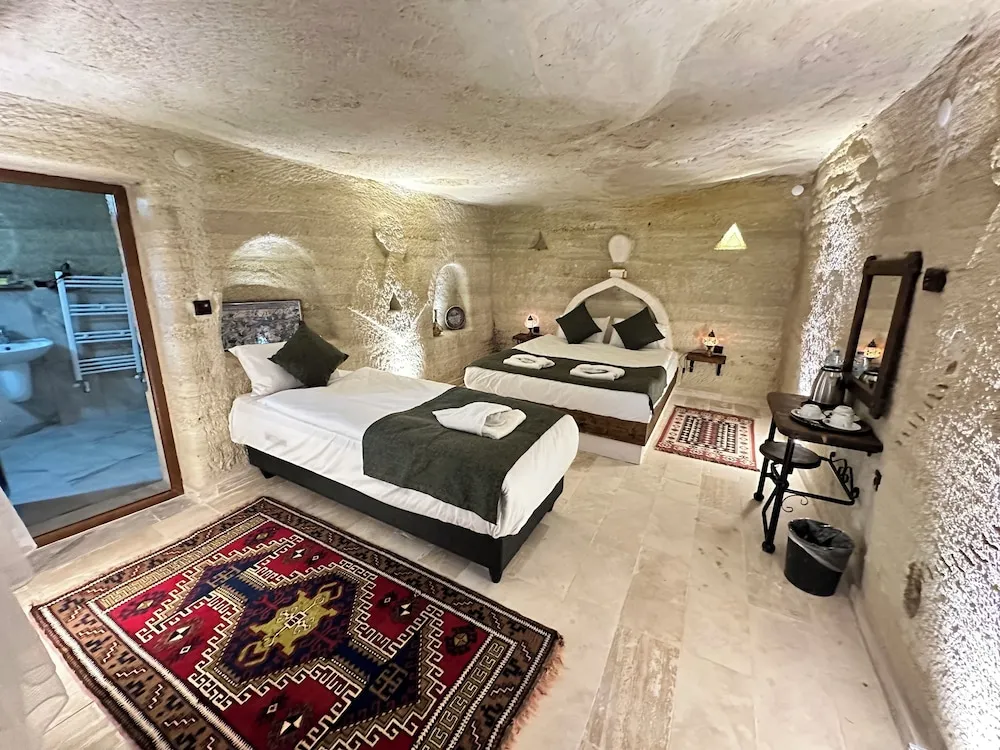 Luxury Üç Kişilik Oda