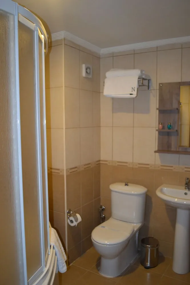 Standard Tek Büyük veya İki Ayrı Yataklı Oda