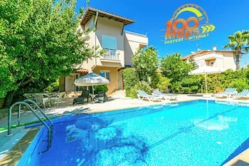 Paradise Town Villa Beldora