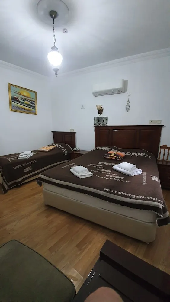 Deluxe Üç Kişilik Oda