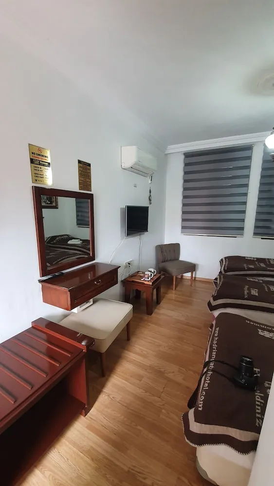 Deluxe Üç Kişilik Oda