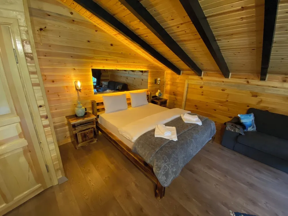 Deluxe Çatı Katı (Loft)