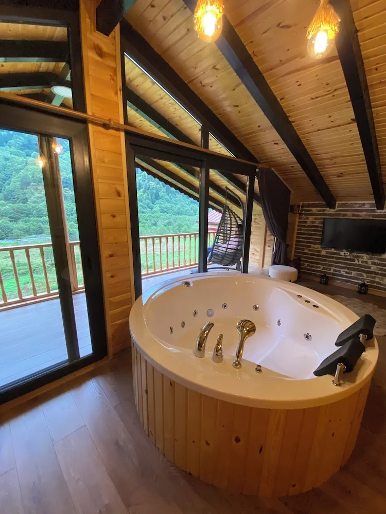 Deluxe Çatı Katı (Loft)