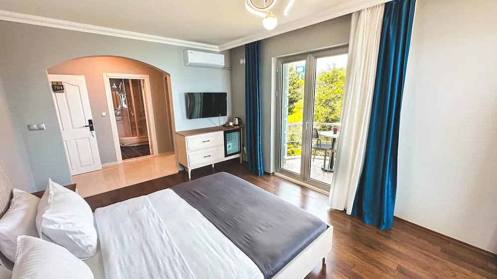 Luxury Üç Kişilik Oda