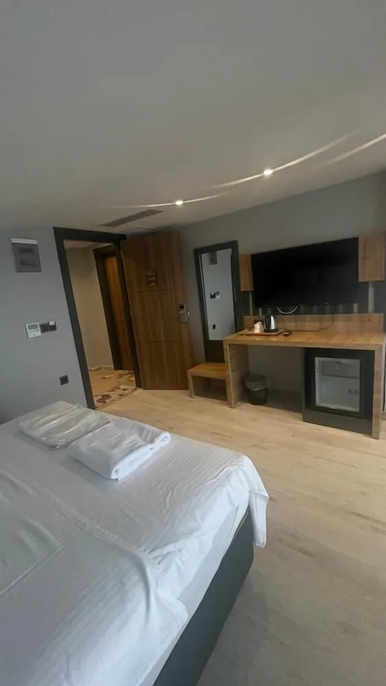 Panoramic Çatı Katı Süiti (Penthouse)