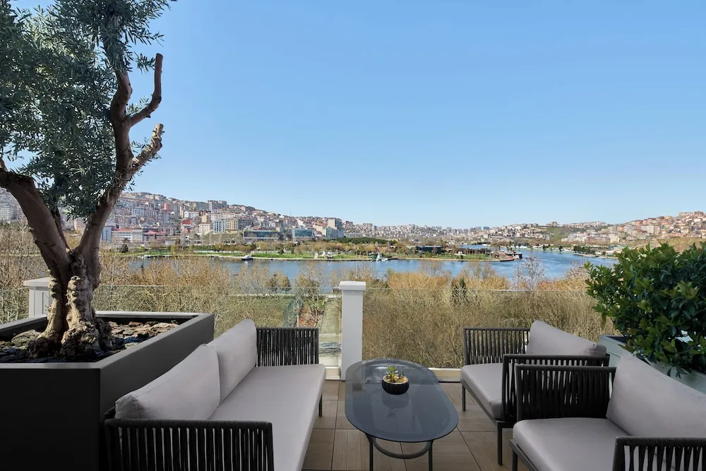 Süit, Teras (Lifestyle, with Spa Bath)