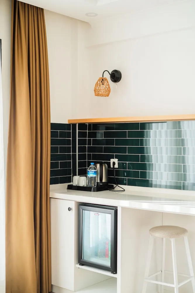 Deluxe Süit, 1 Çift Kişilik Yatak, Sigara İçilmez, Havuz Manzaralı
