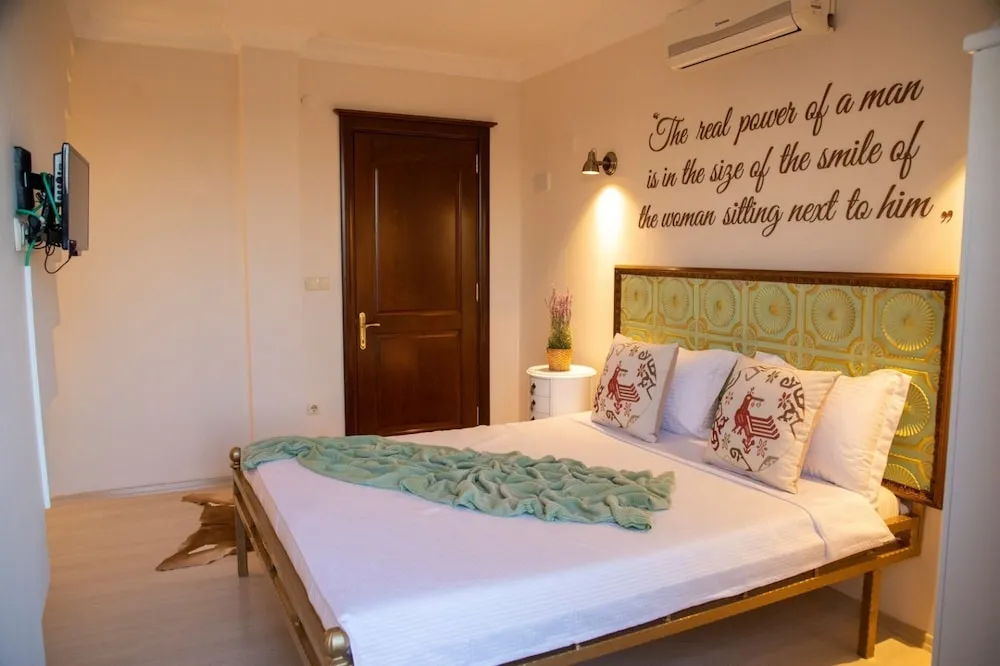 Deluxe Tek Büyük Yataklı Oda, 1 Çift Kişilik Yatak