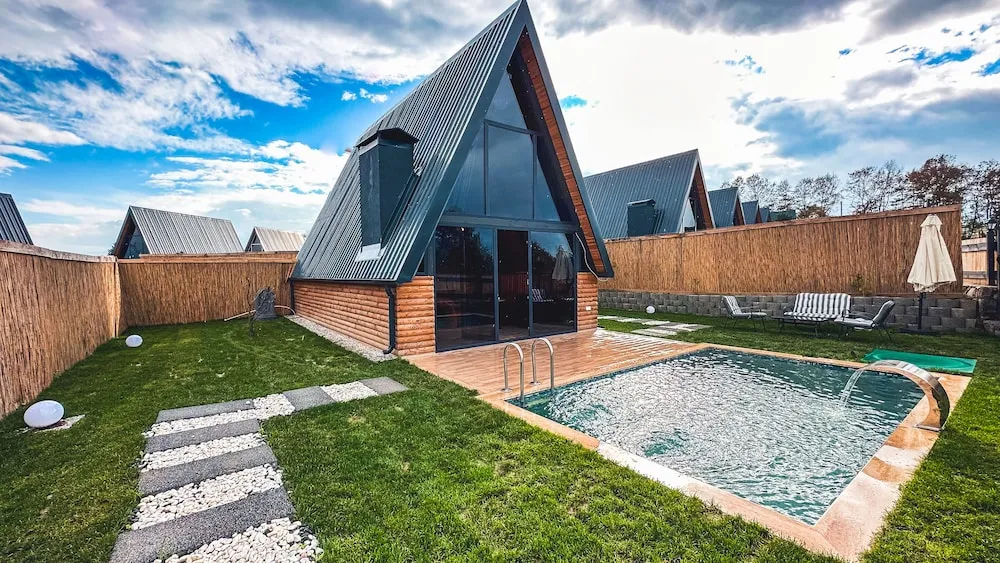 Deluxe Bungalov