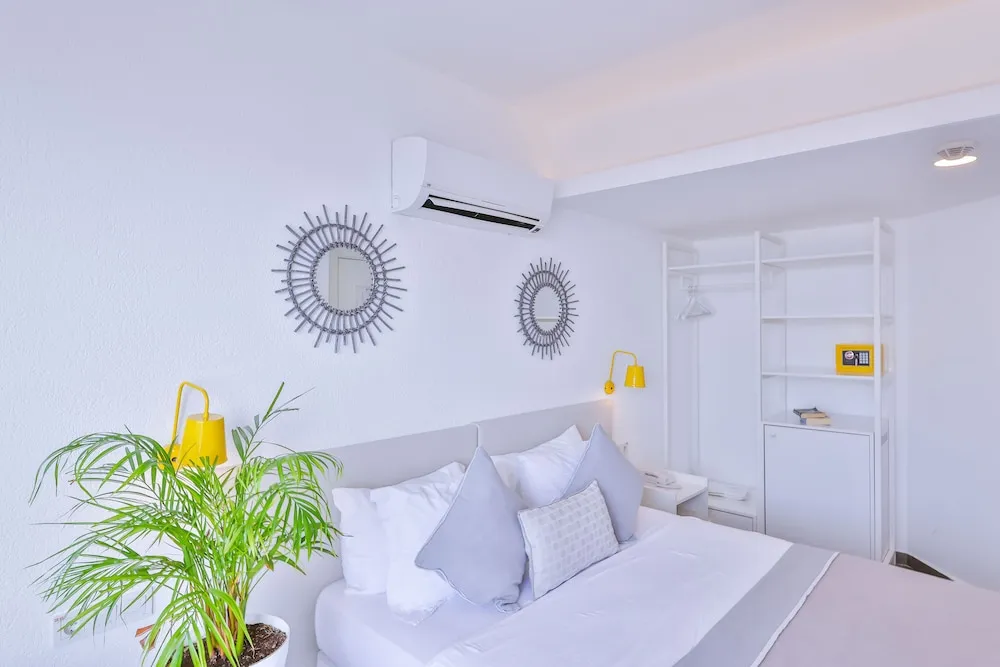 Superior Oda, Balkon, Deniz Manzaralı