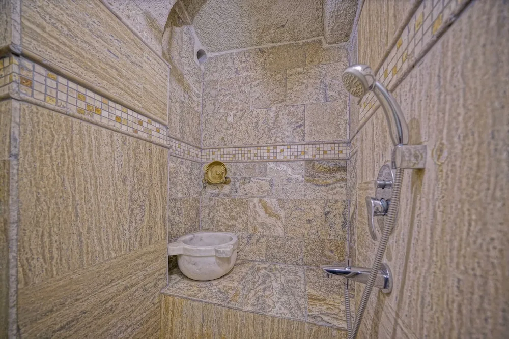 Traditional İki Ayrı Yataklı Oda (Stone)