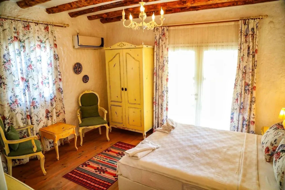 Deluxe Tek Büyük Yataklı Oda, Balkon