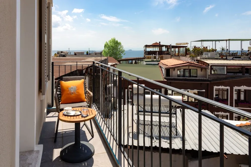 Connected Family Suite With Balcony