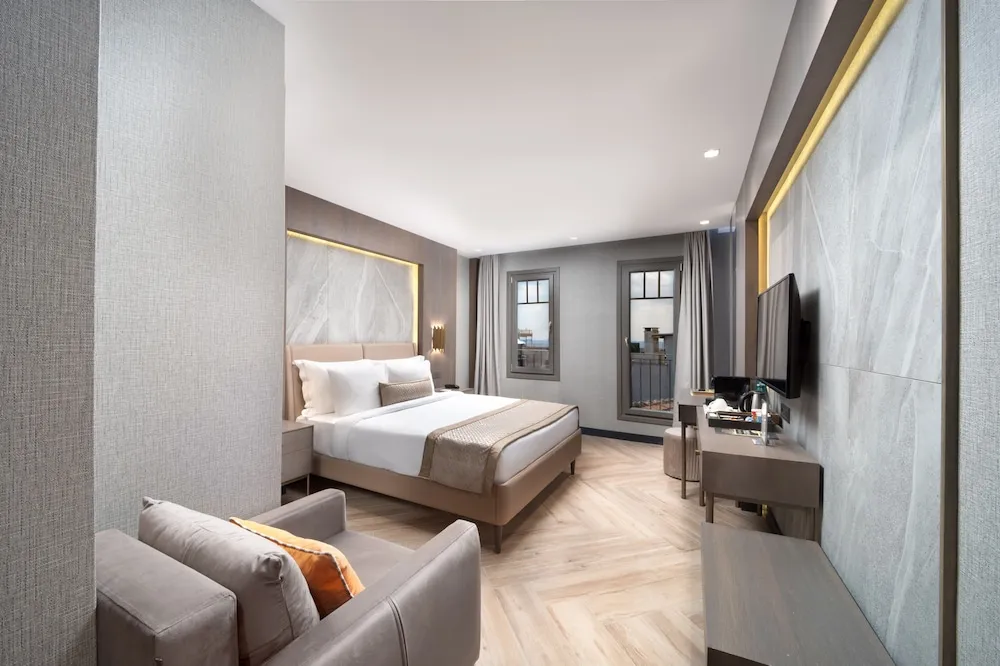 Connected Family Suite With Balcony