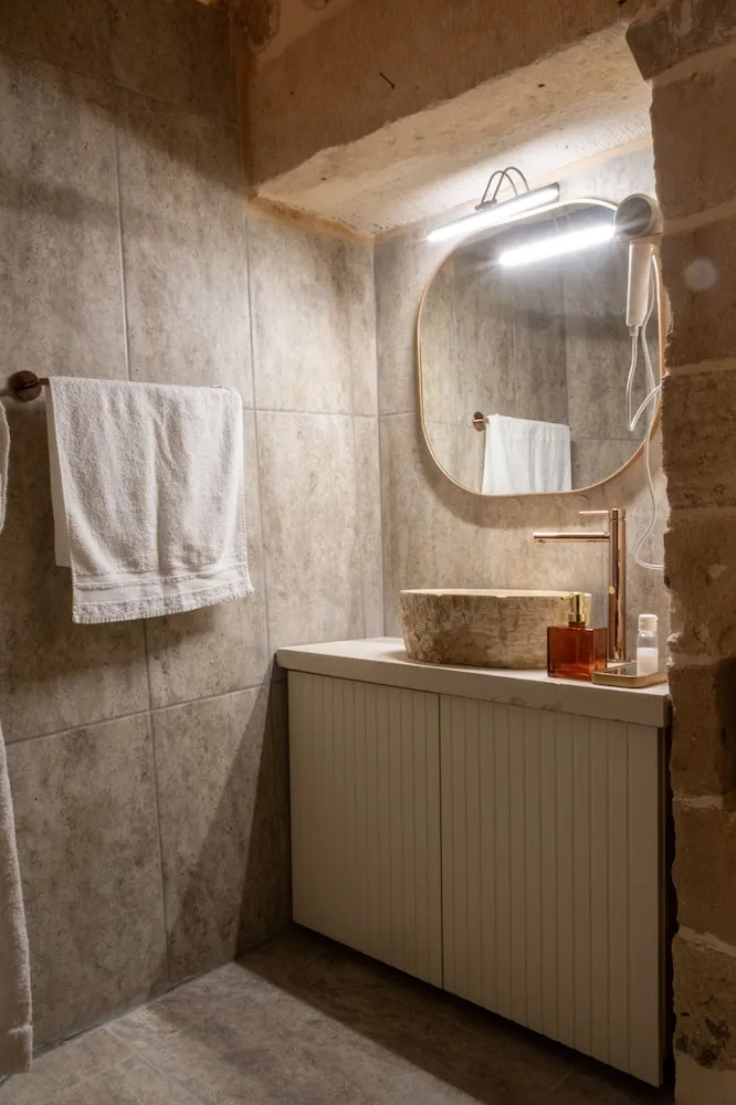 Deluxe Tek Büyük Yataklı Oda, 1 Yatak Odası, Sigara İçilmez (oda 302)