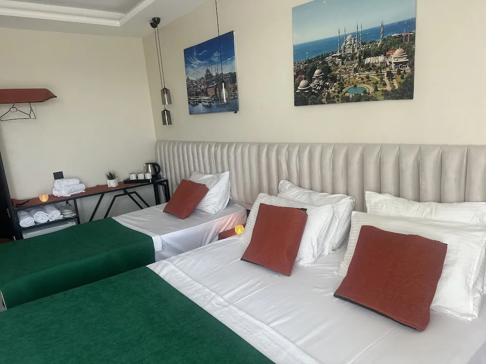 Deluxe Üç Kişilik Oda