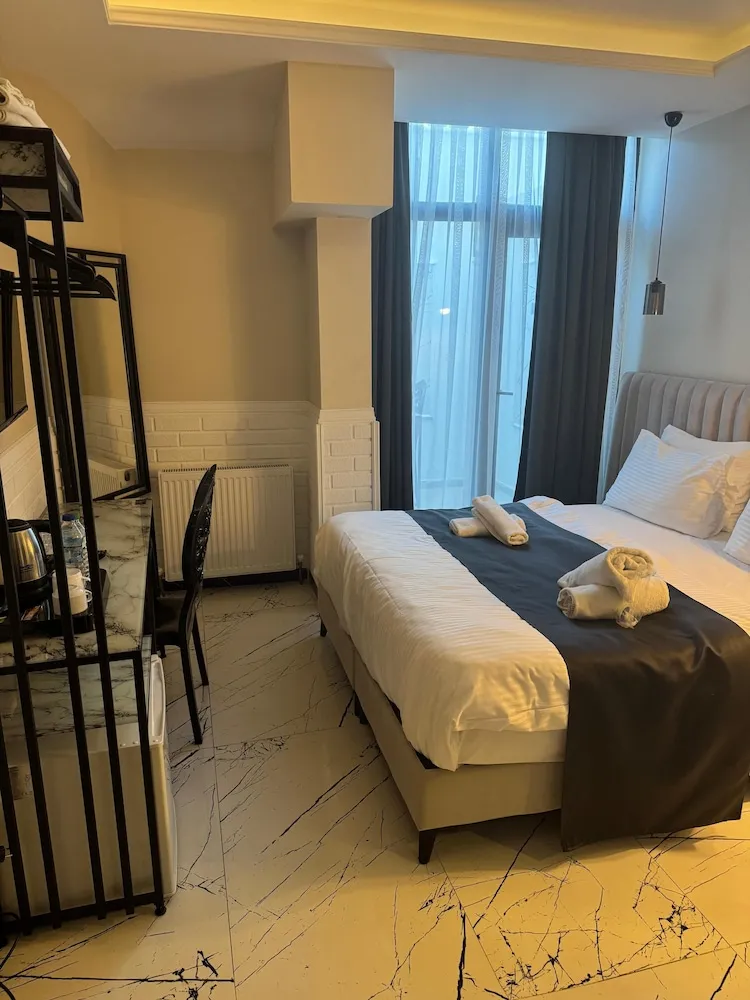 Deluxe Üç Kişilik Oda