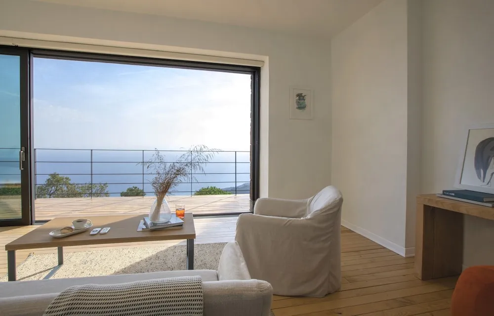 Superior Tek Büyük Yataklı Oda, Balkon, Deniz Manzaralı