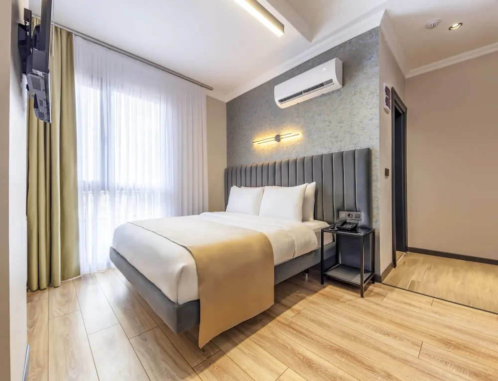 Deluxe Tek Kişilik Oda