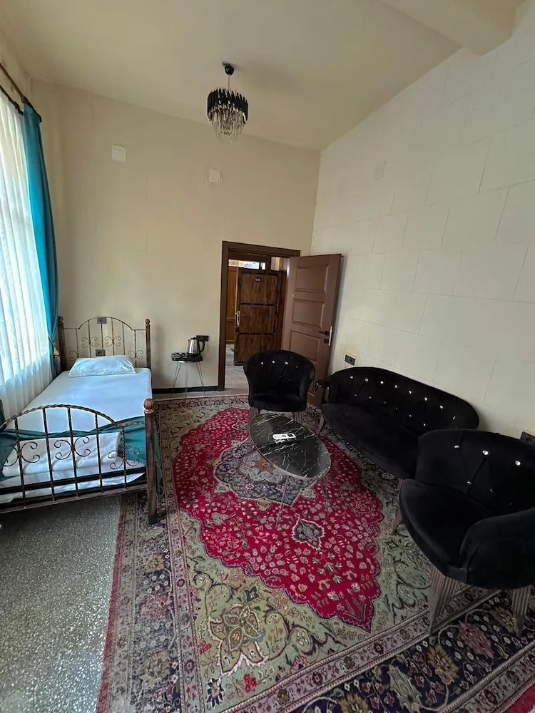 Family Dört Kişilik Oda, Balkon, Dağ Manzaralı