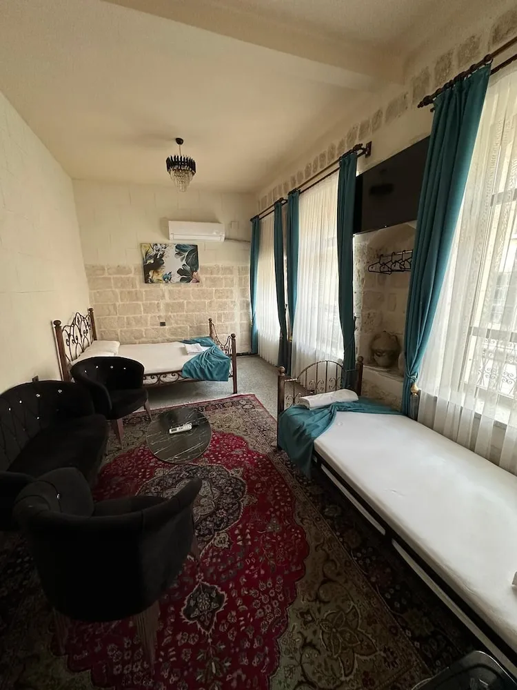 Family Dört Kişilik Oda, Balkon, Dağ Manzaralı