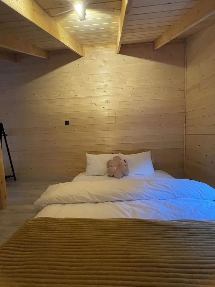 Standard Kır Evi, Küvet, Nehir Manzaralı