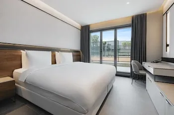 Inventist Hotel Sports Academy