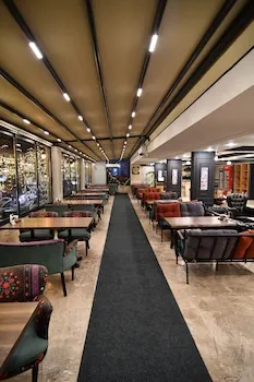 Sur Palace Hotel