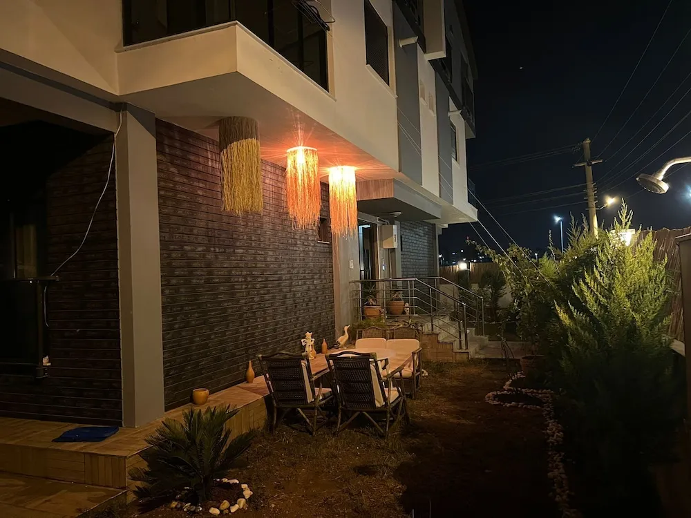 Comfort Apart Daire, Balkon, Avlu Manzaralı