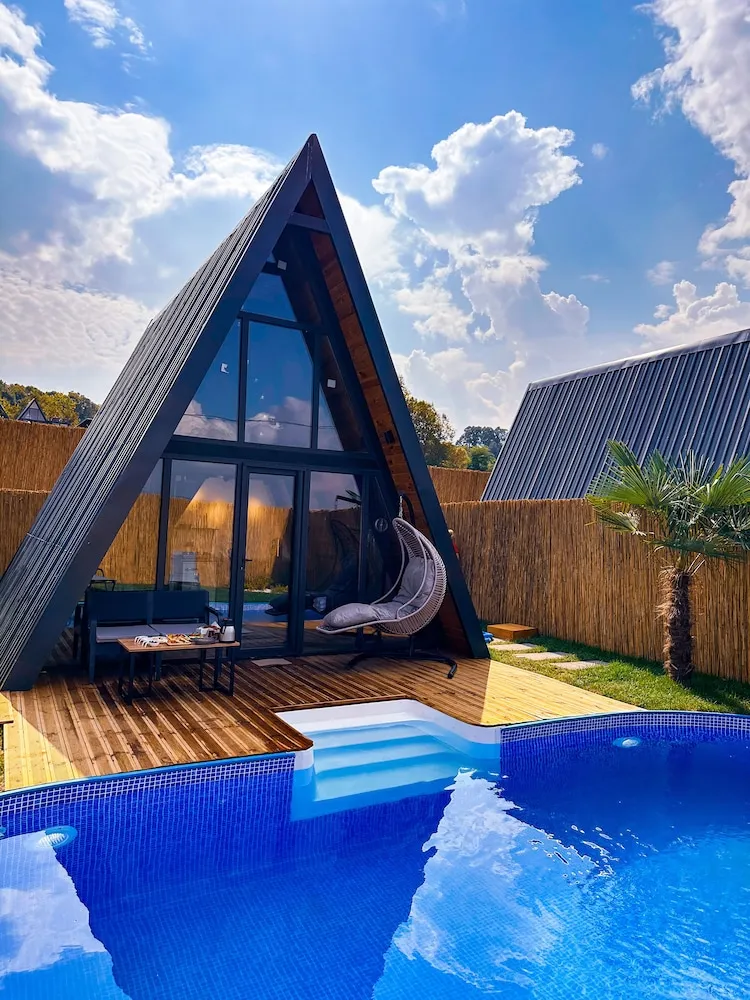 Deluxe Bungalov