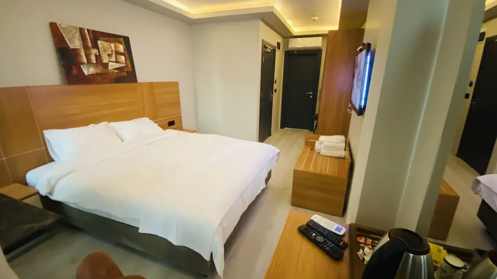 Deluxe Oda, 1 Yatak Odası, Sigara İçilebilir, Şehir Manzaralı