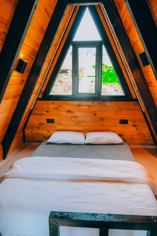 Executive Bungalov