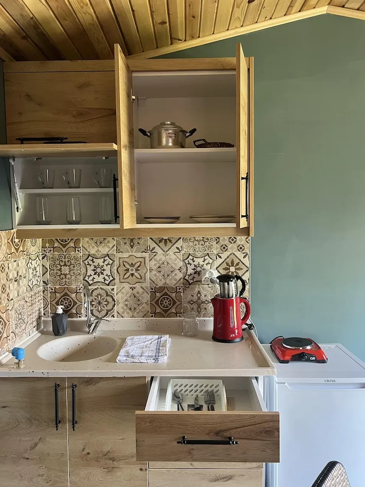 Grand Bungalov, 1 Büyük (Queen) Boy Yatak ve Çekyat, Veranda, Bahçe Manzaralı