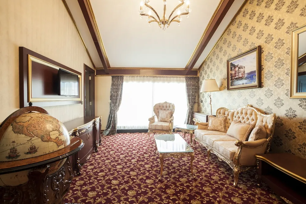Luxury Süit, 1 En Büyük (King) Boy Yatak, Sigara İçilebilir, Sıcak Su Küveti
