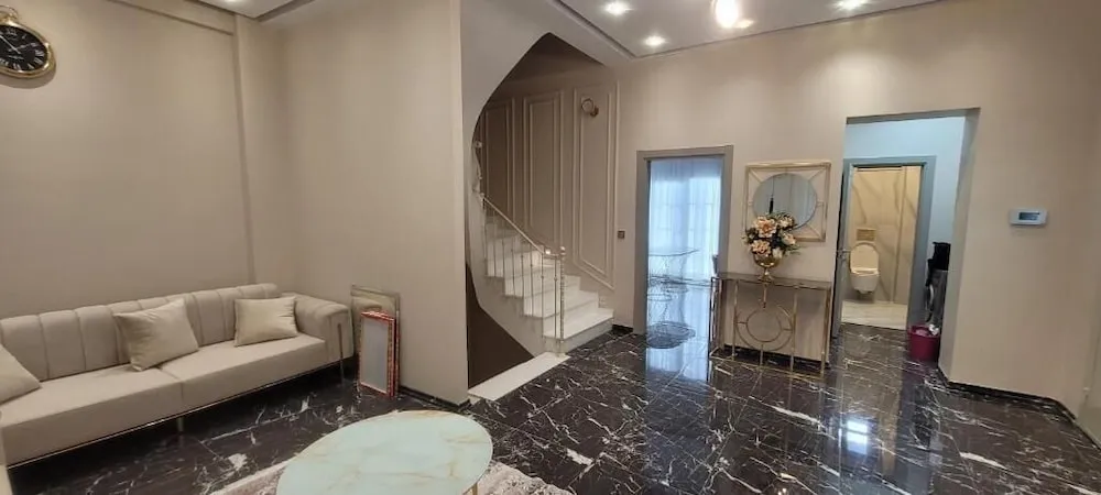 Deluxe Villa