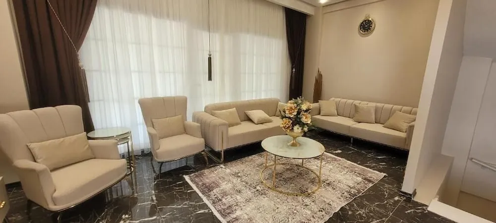 Deluxe Villa