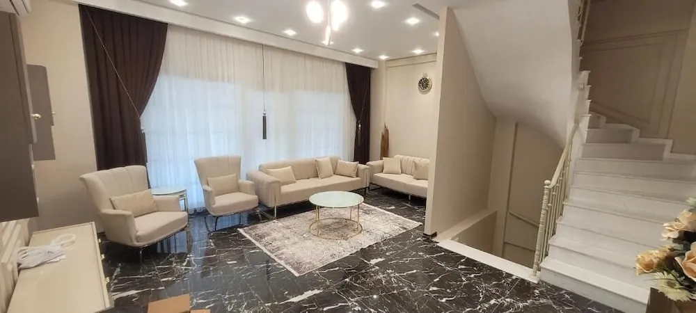 Deluxe Villa