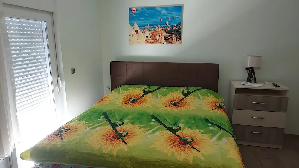 Comfort Tek Büyük Yataklı Oda