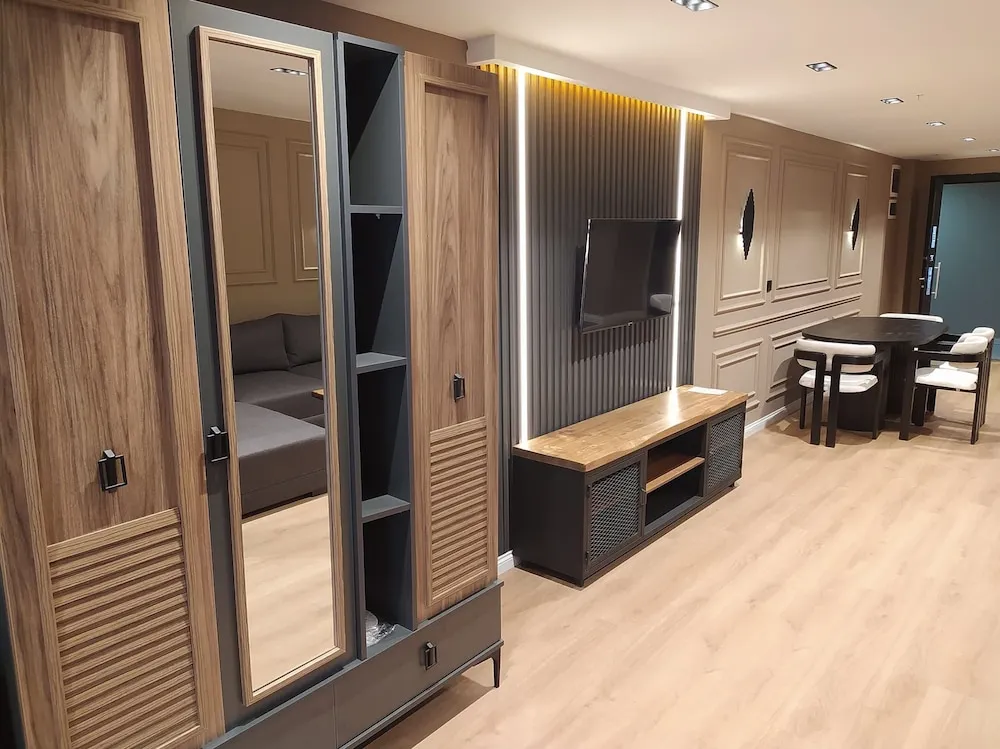 Deluxe Family Suite