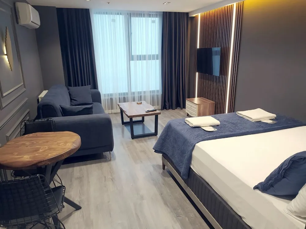 Deluxe Family Suite