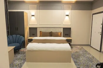 City Night Suites & Hotels